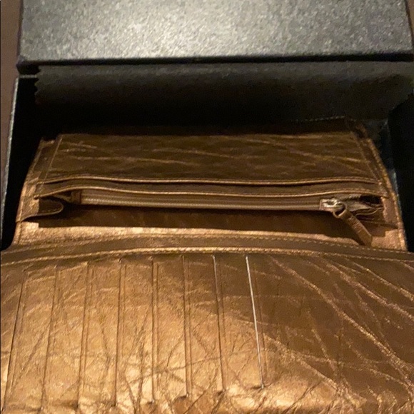 Chanel Wallet - Picture 5 of 10